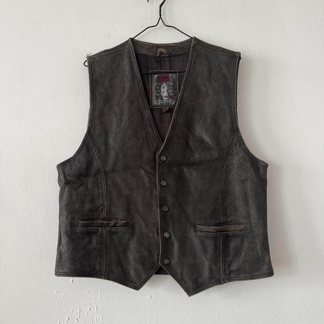 item listed by love_pointing
