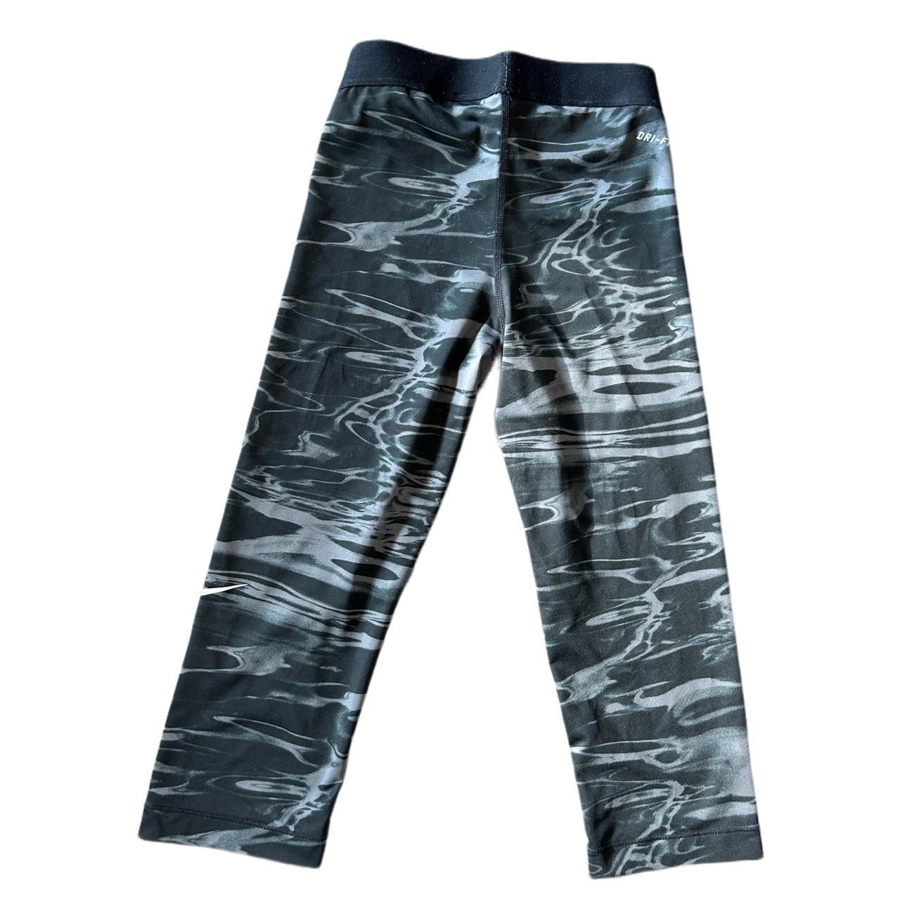 Nike Pro yoga pants/ cropped leggings grey/black... Depop