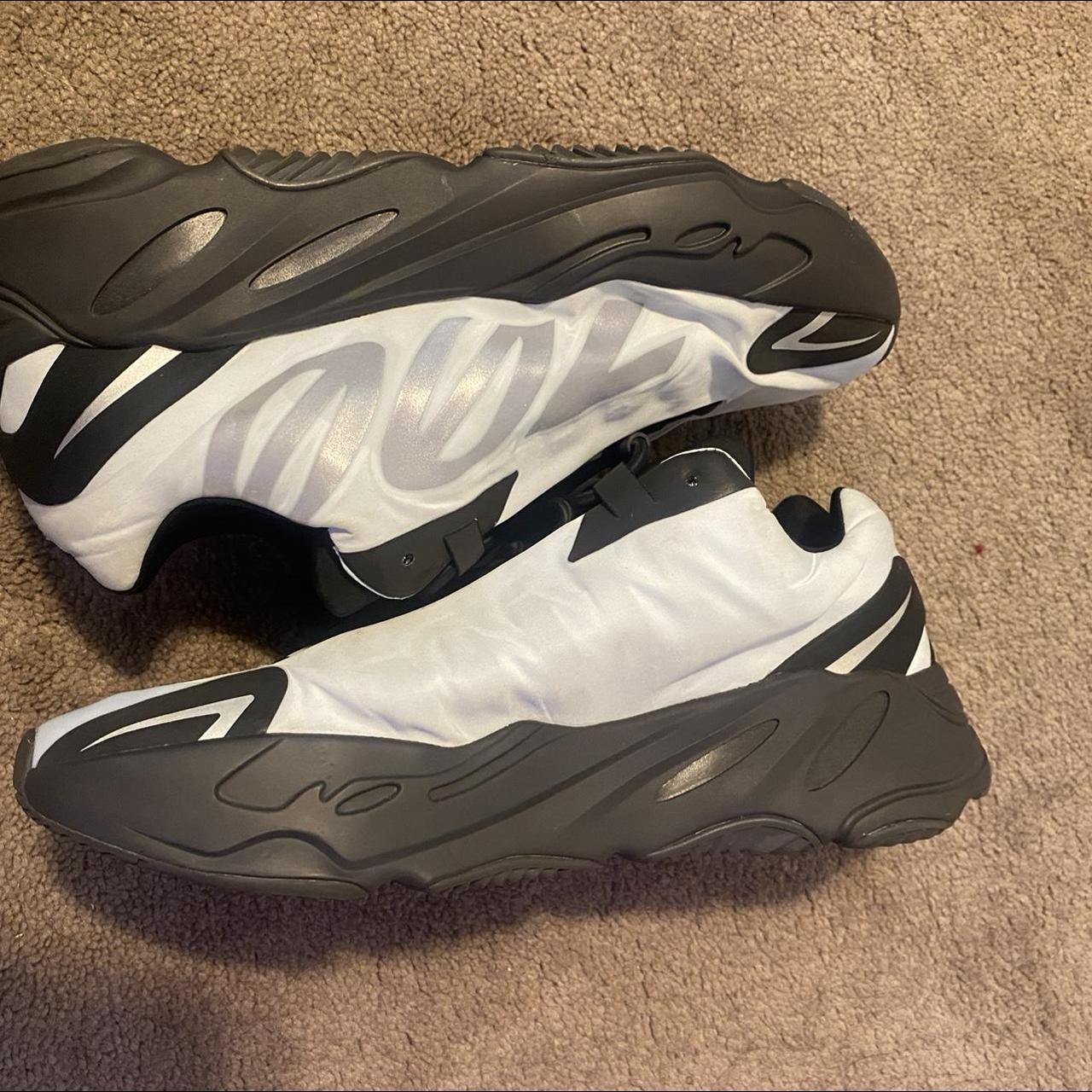 yeezy 700 tint blue