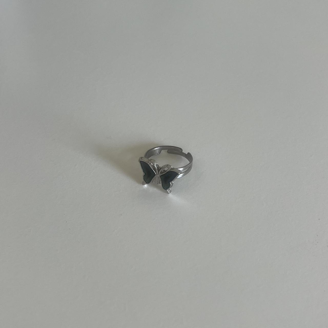 item listed by sarah_melaragno
