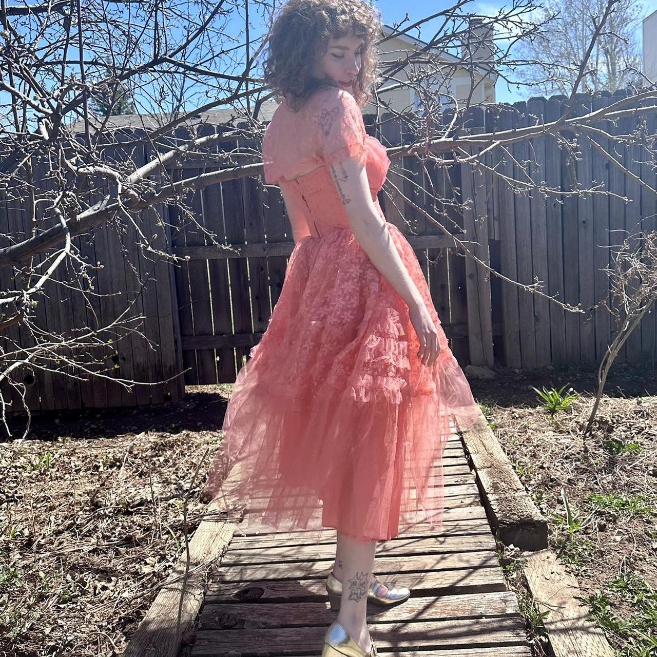 1950s party/prom dress in the most beautiful salmon