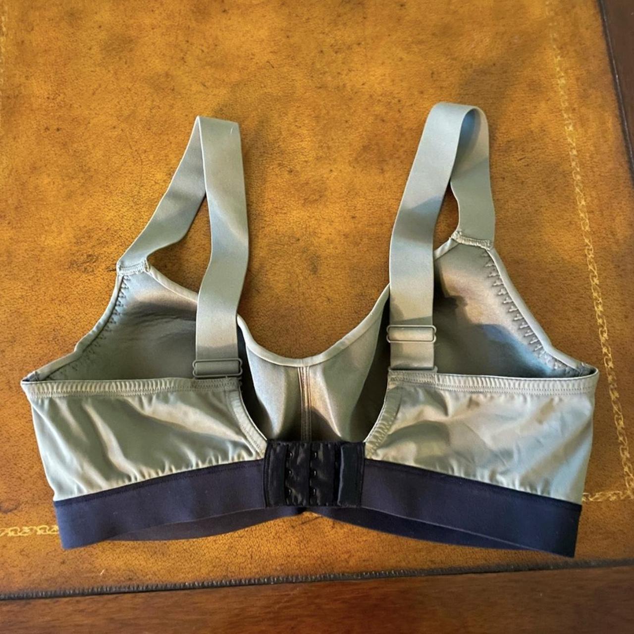 Natori Women's Green and Black Bra (2)
