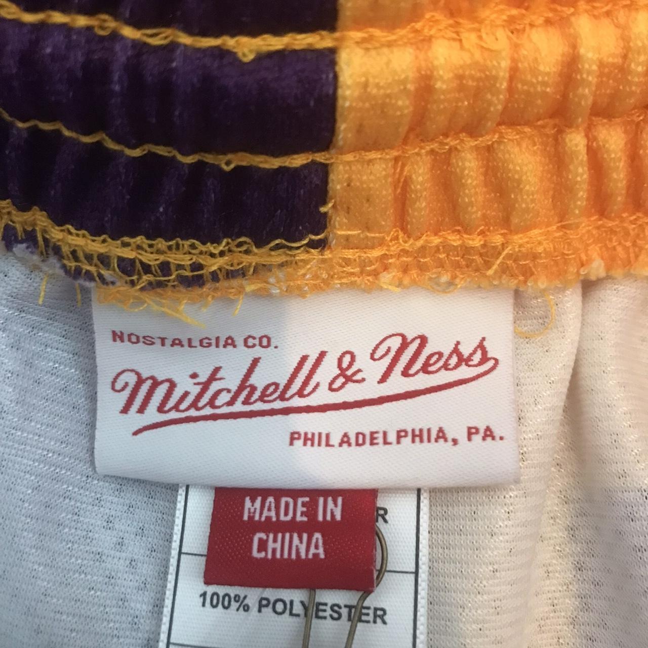 Hot Mitchell & Ness Lakers Practice - Depop