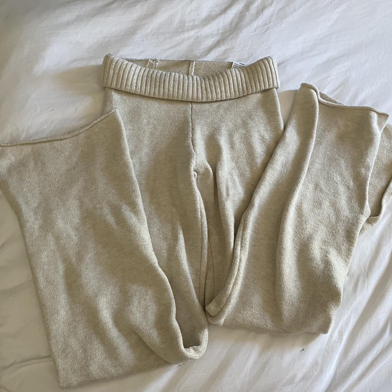 Gilly Hicks Flare Knit Leggings I love these Can Depop