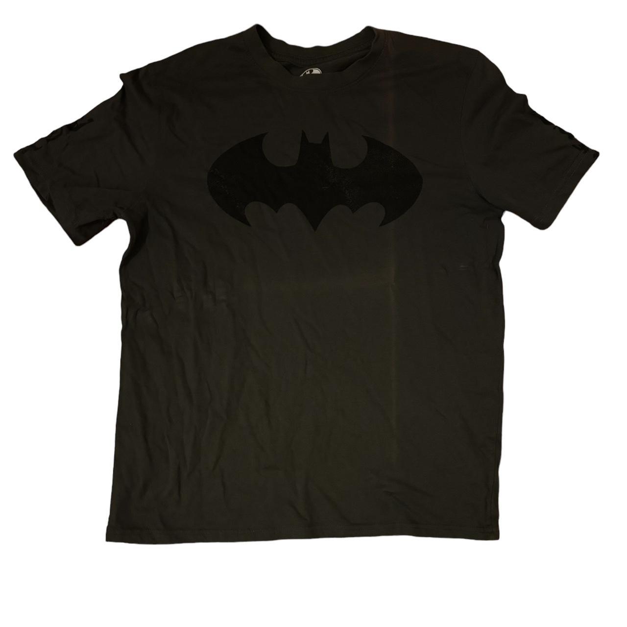 Batman tshirt Size L - Depop