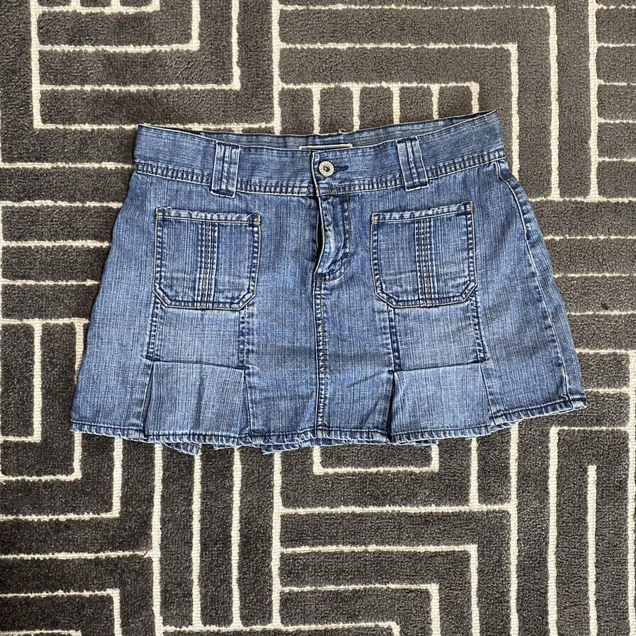 Olds navy pleated denim mini skirt #N##N#Has cute cargo... - Depop