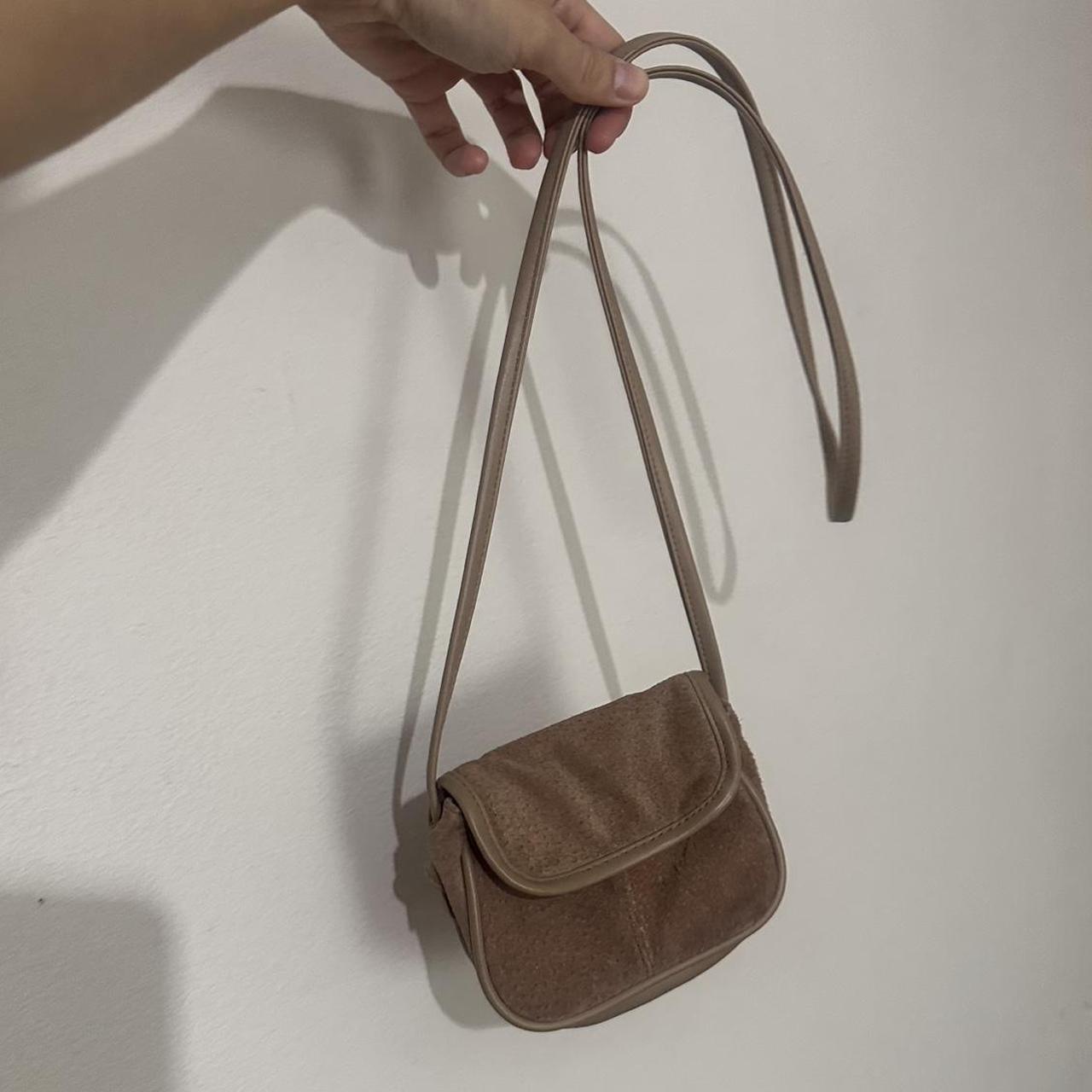 item listed by kacieskloset