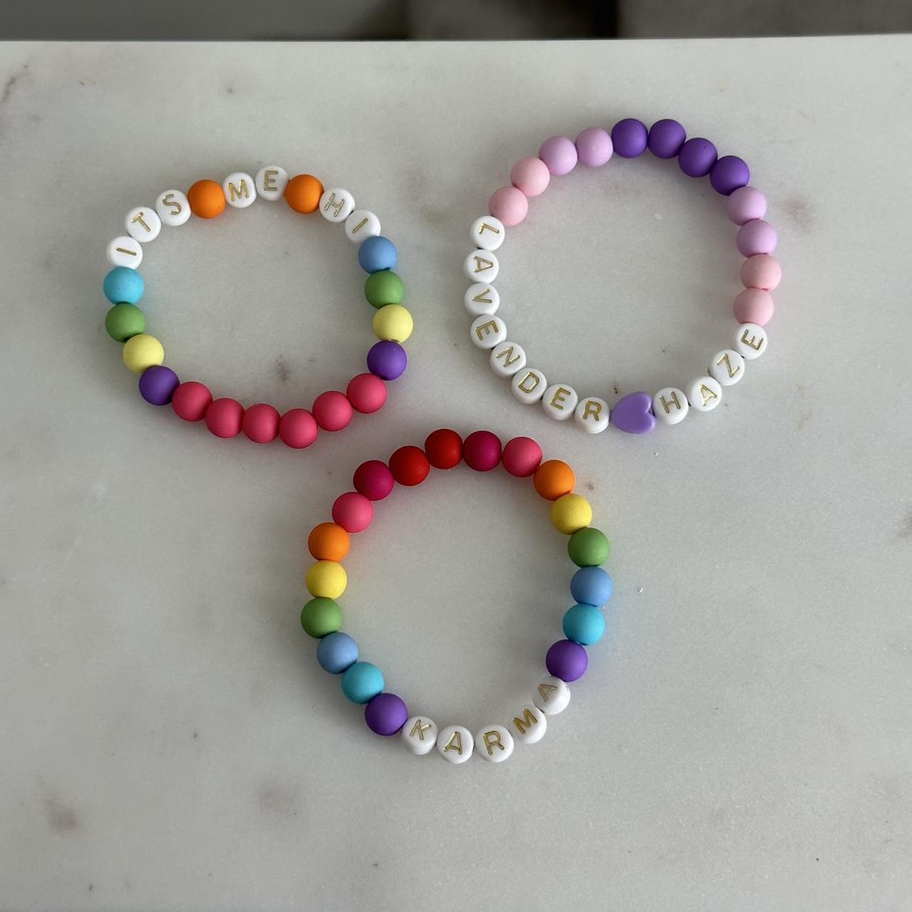 Taylor Swift Friendship Bracelet - it's me hi  Friendship bracelets with  beads, Friendship bracelets designs, Friendship bracelets
