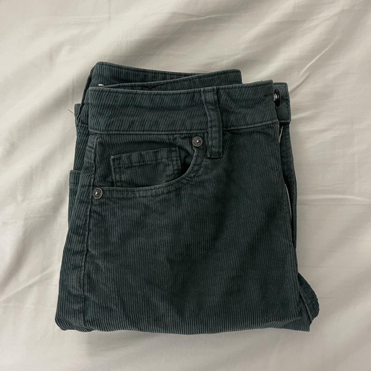 American Eagle Outfitters Women's Green Jeans Depop