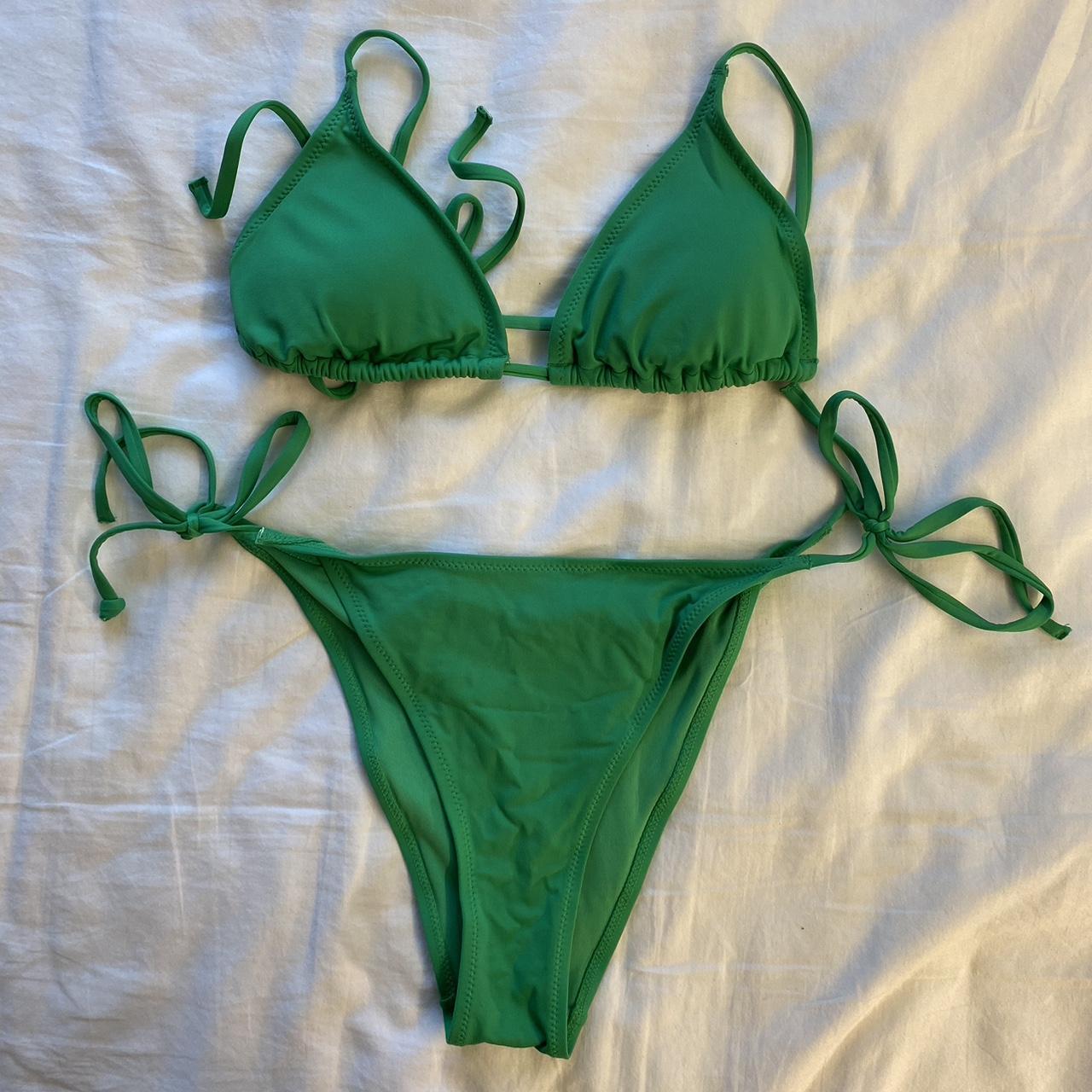 H and M Green Bikini Set Top - 34 Bottoms - 36... - Depop