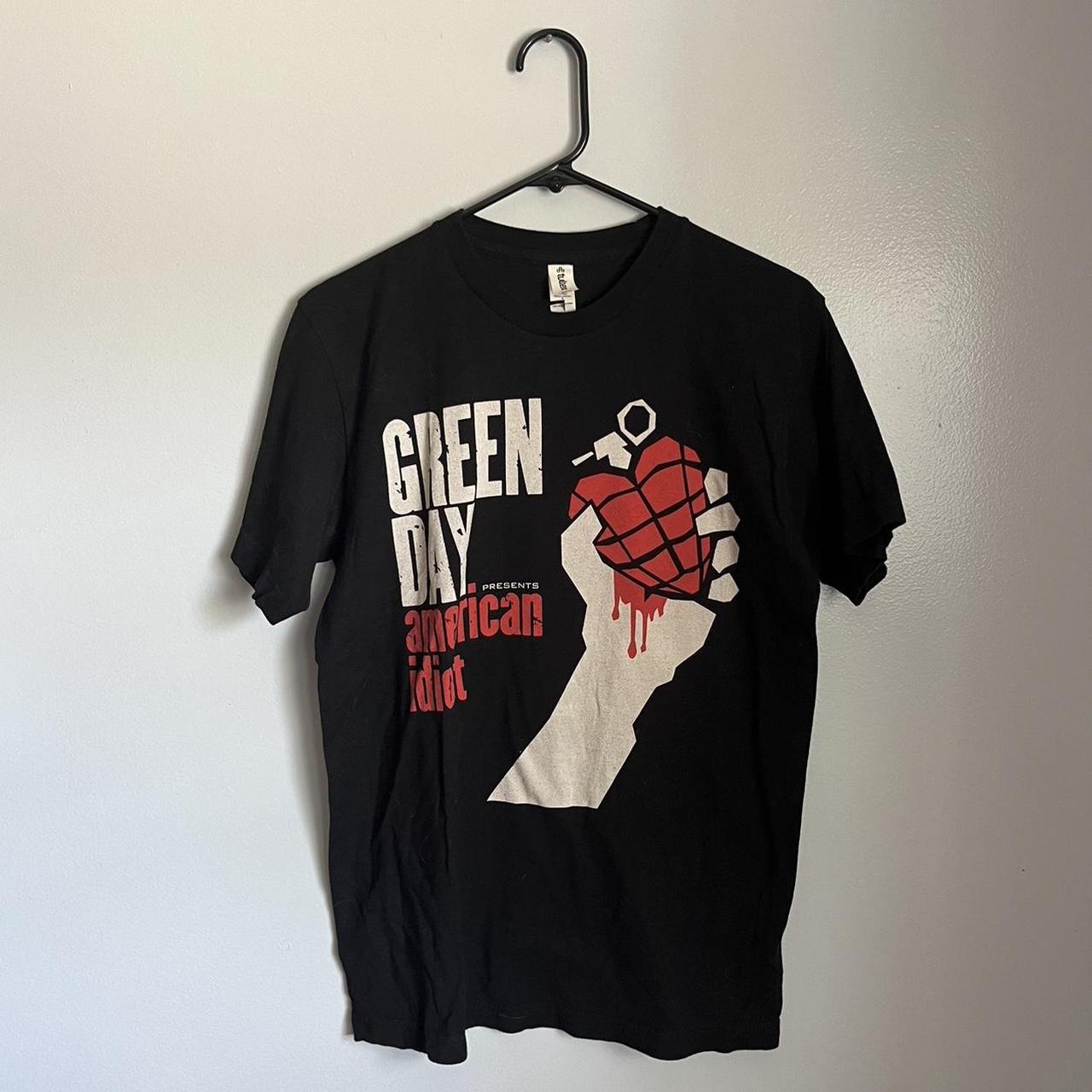 Hot Topic, Shirts, Green Day American Idiot Mens Tshirt