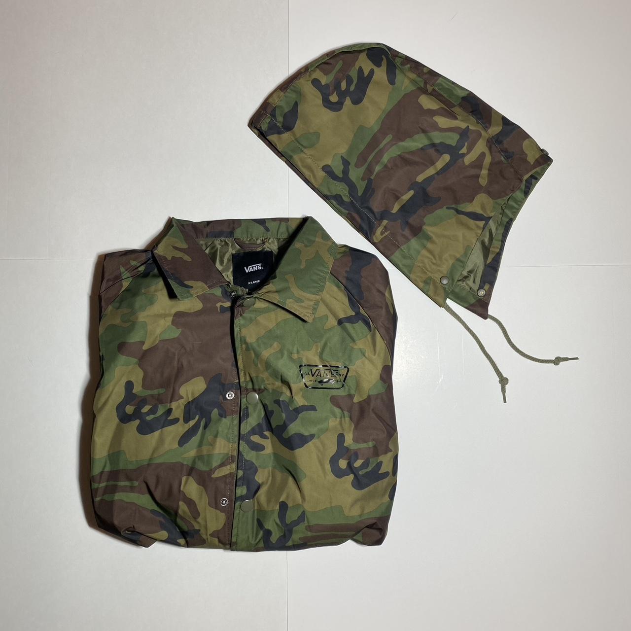 Vans on sale camo windbreaker