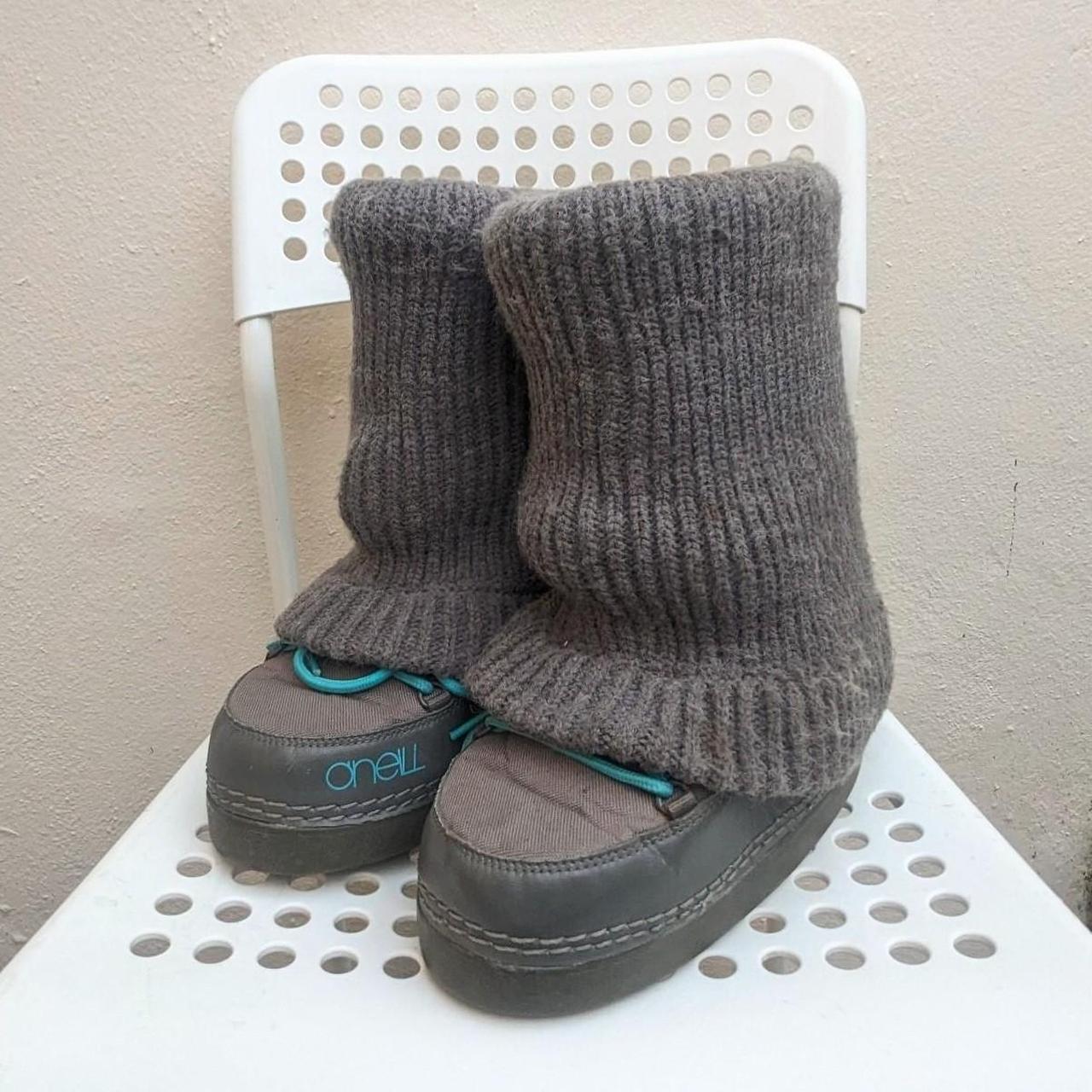 cutest 00's O'Neill snow boots with grey rib knit... - Depop