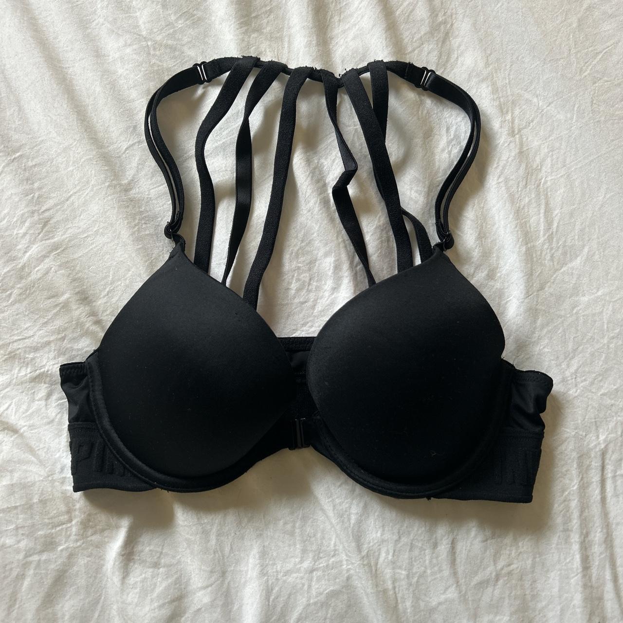 VICTORIA'S SECRET SPORTS BRA Size 34C. This bra is - Depop