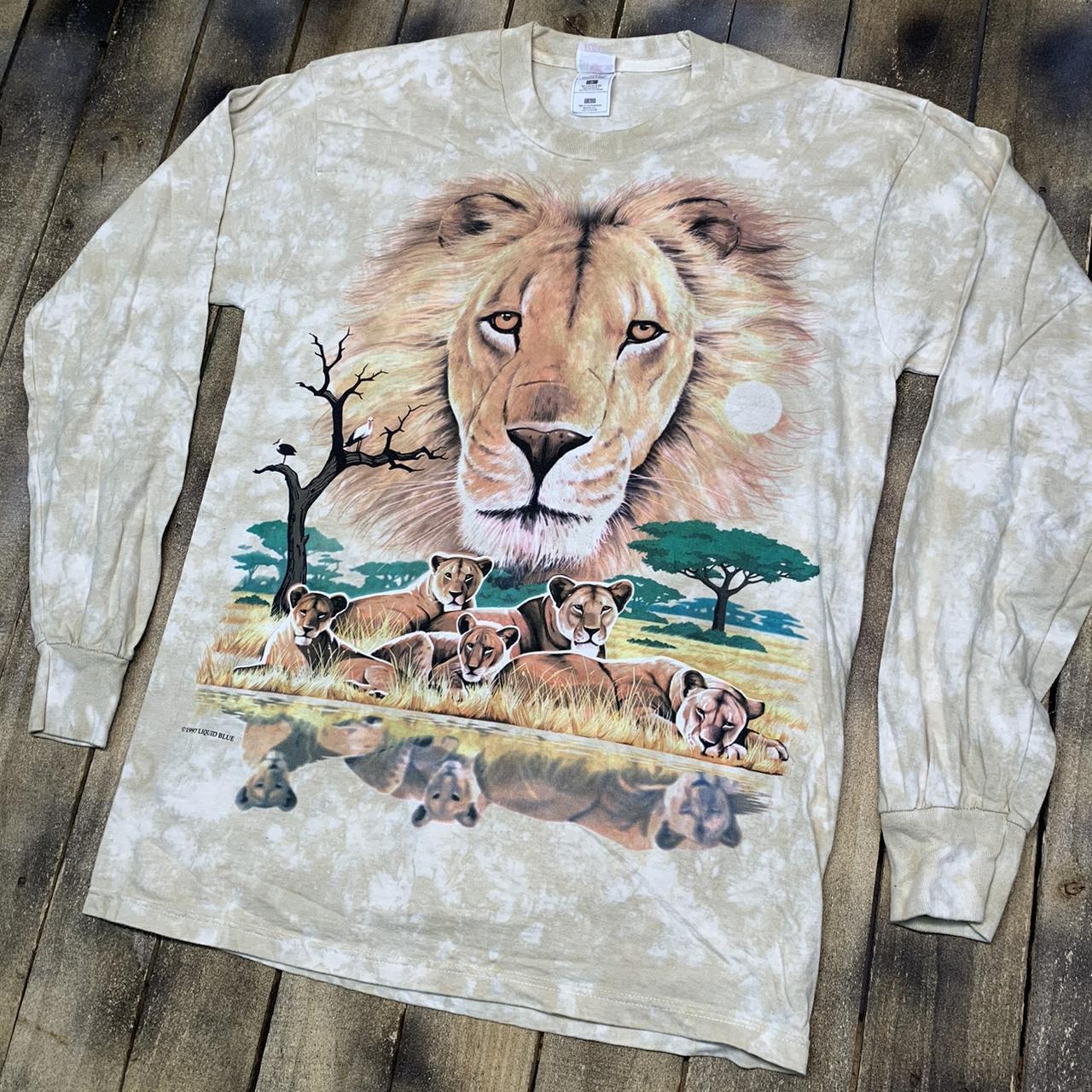 Vintage retailer 90’s Liquid Blue Lion Animal Tee