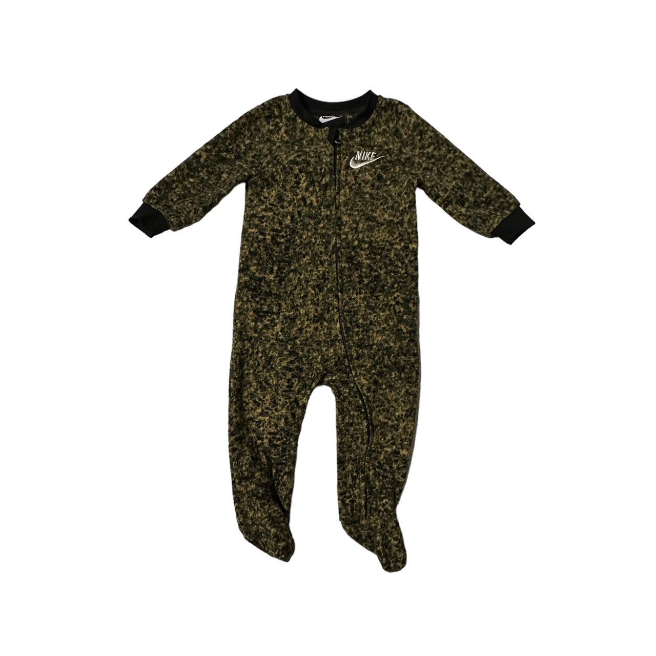 Nike fashion baby sleepsuit