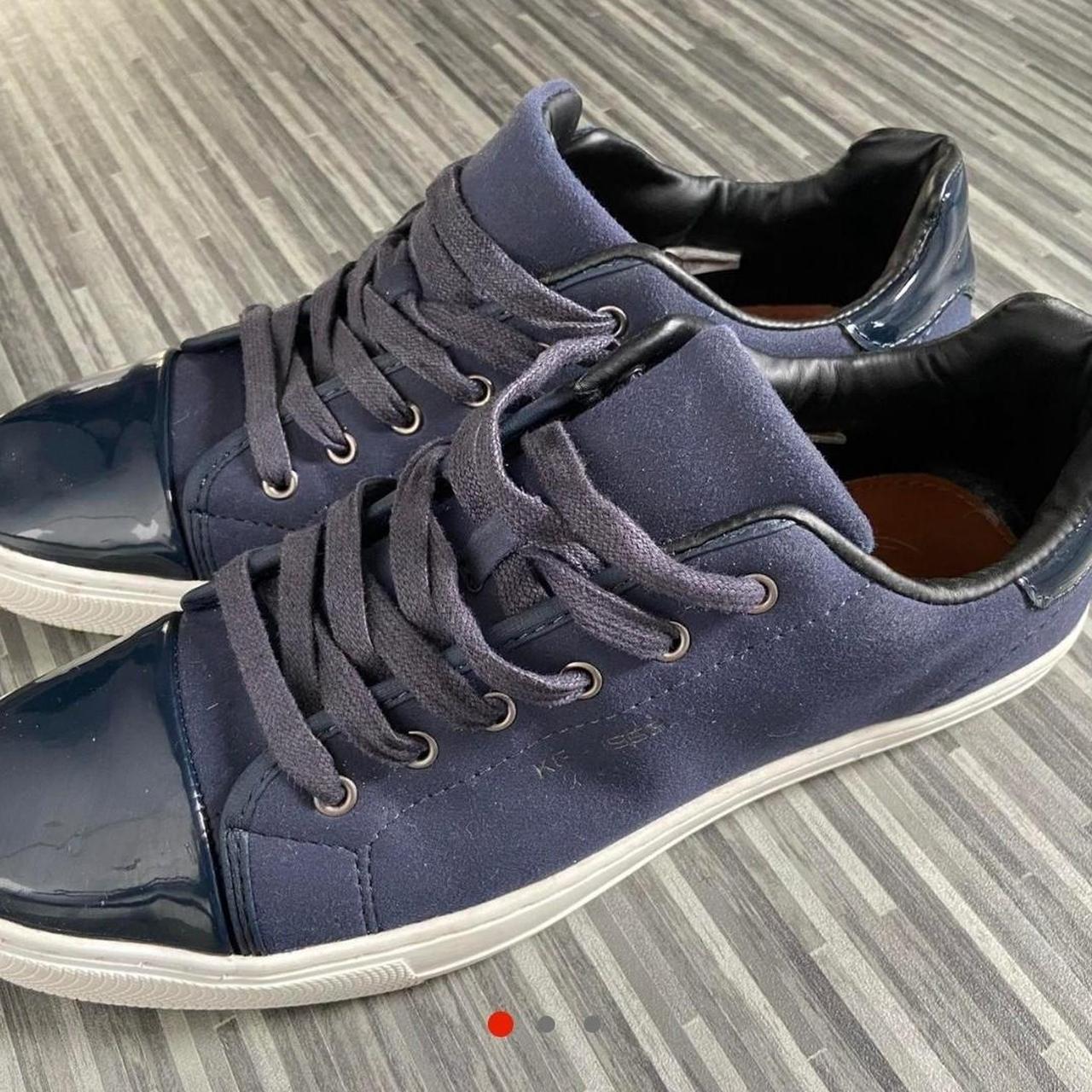 Kurt geiger navy on sale trainers