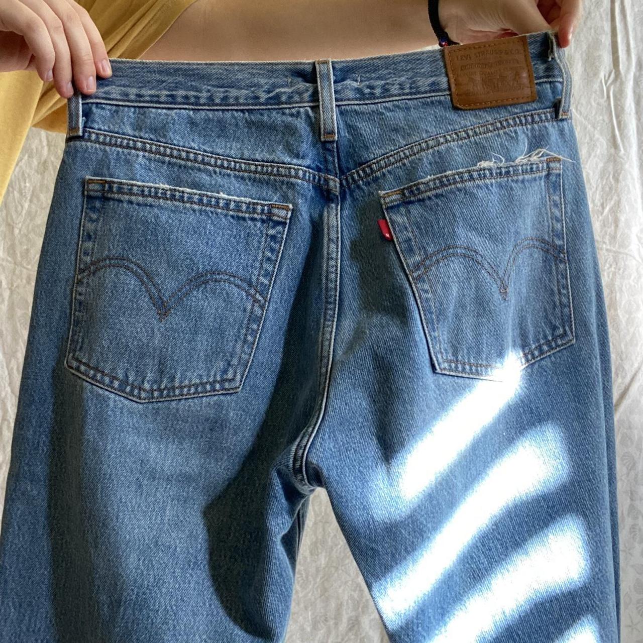 Levi's Women's Blue Jeans | Depop