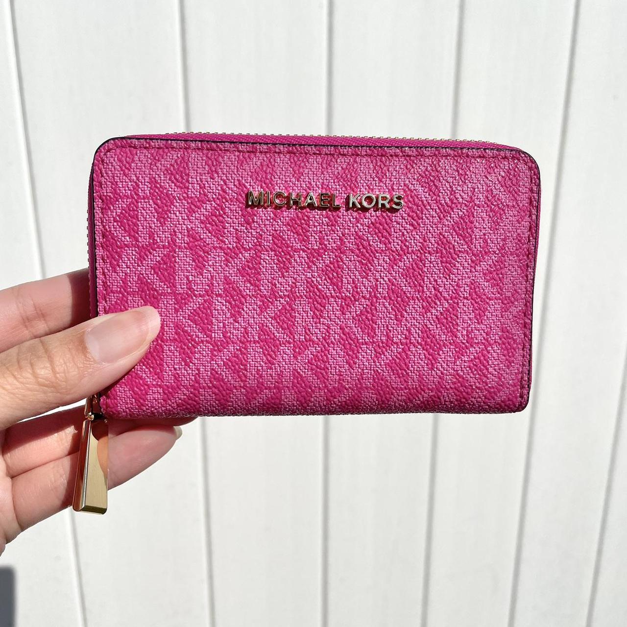 Amazon.com: MICHAEL KORS JET SET TRAVEL SMALL TOP ZIP COIN POUCH WITH ID  HOLDER LEATHER WALLET PRIMROSE : Clothing, Shoes & Jewelry