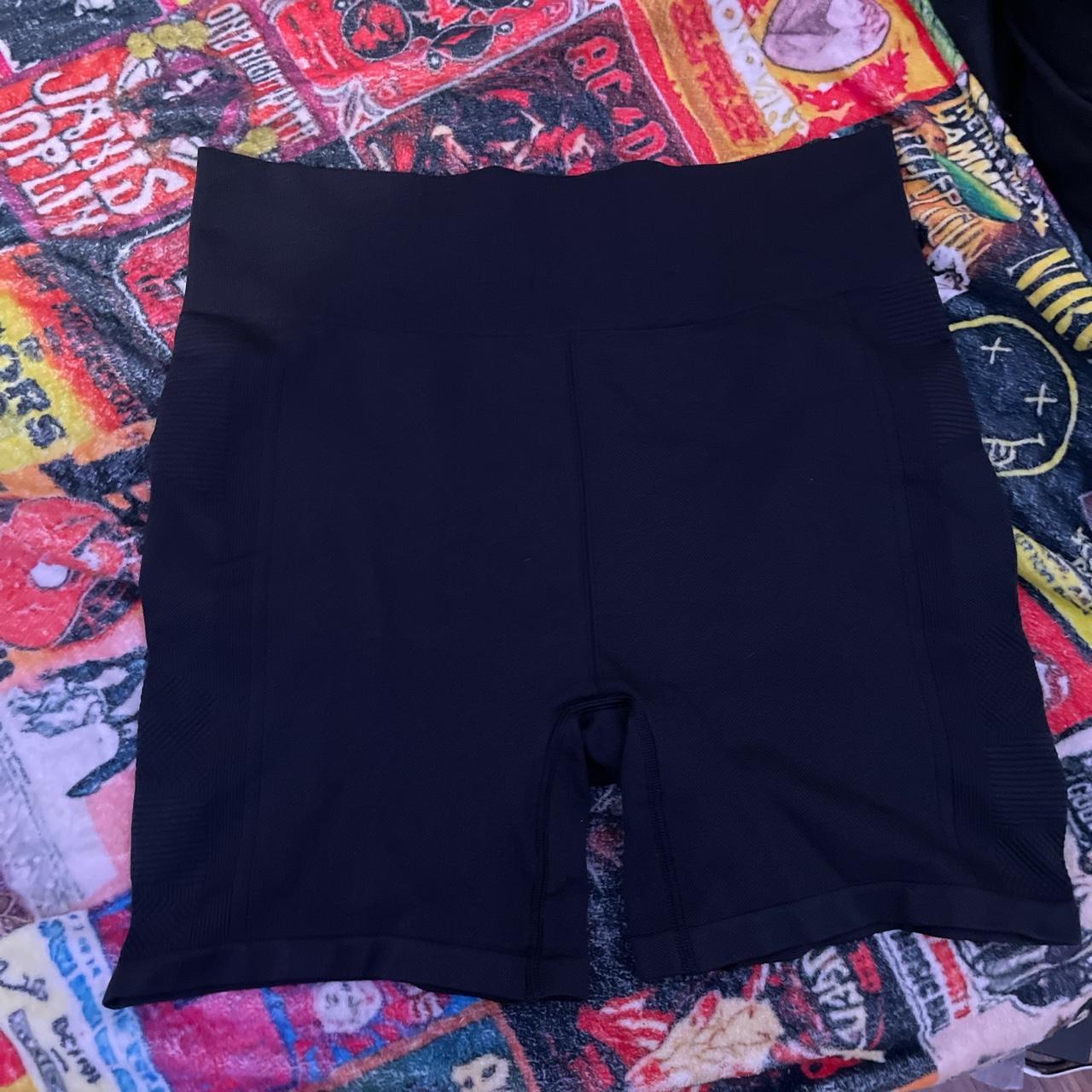 dsg womens biker shorts size 2xl - Depop