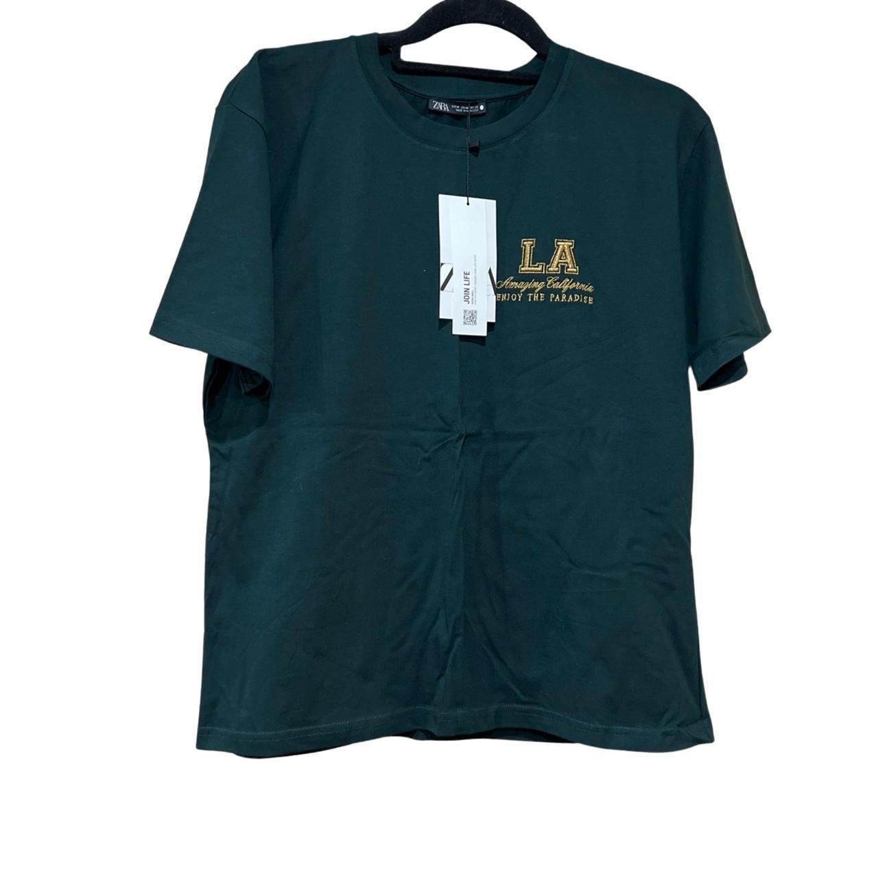 🍑 Slogan patch bottled green t-shirt with Depop