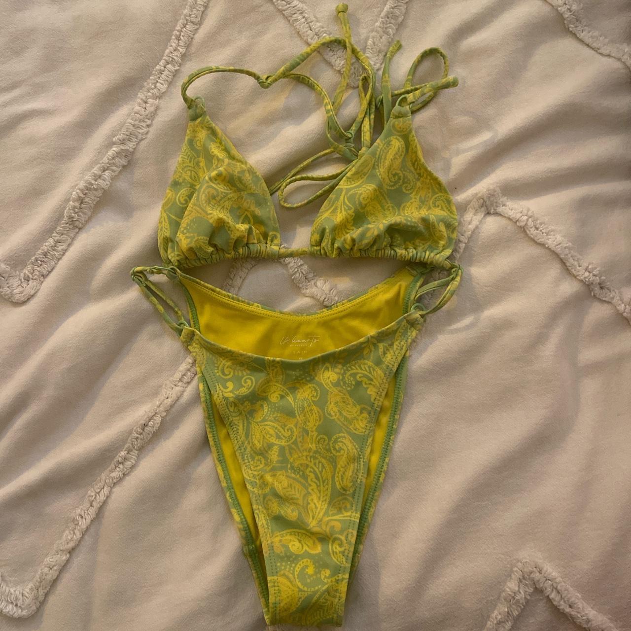 PacSun Women's Green and Yellow Bikinisandtankinisets Depop