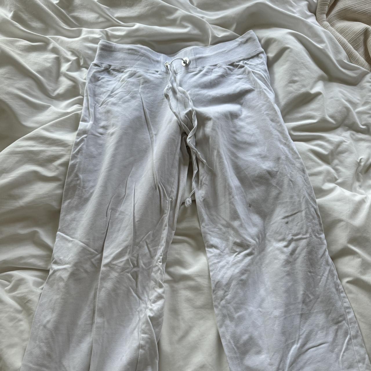 item listed by ameliassykes