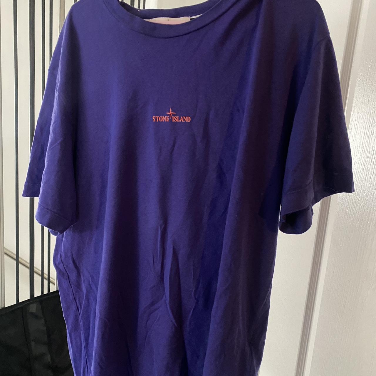 Mens stone island T-shirt like new only worn once Depop