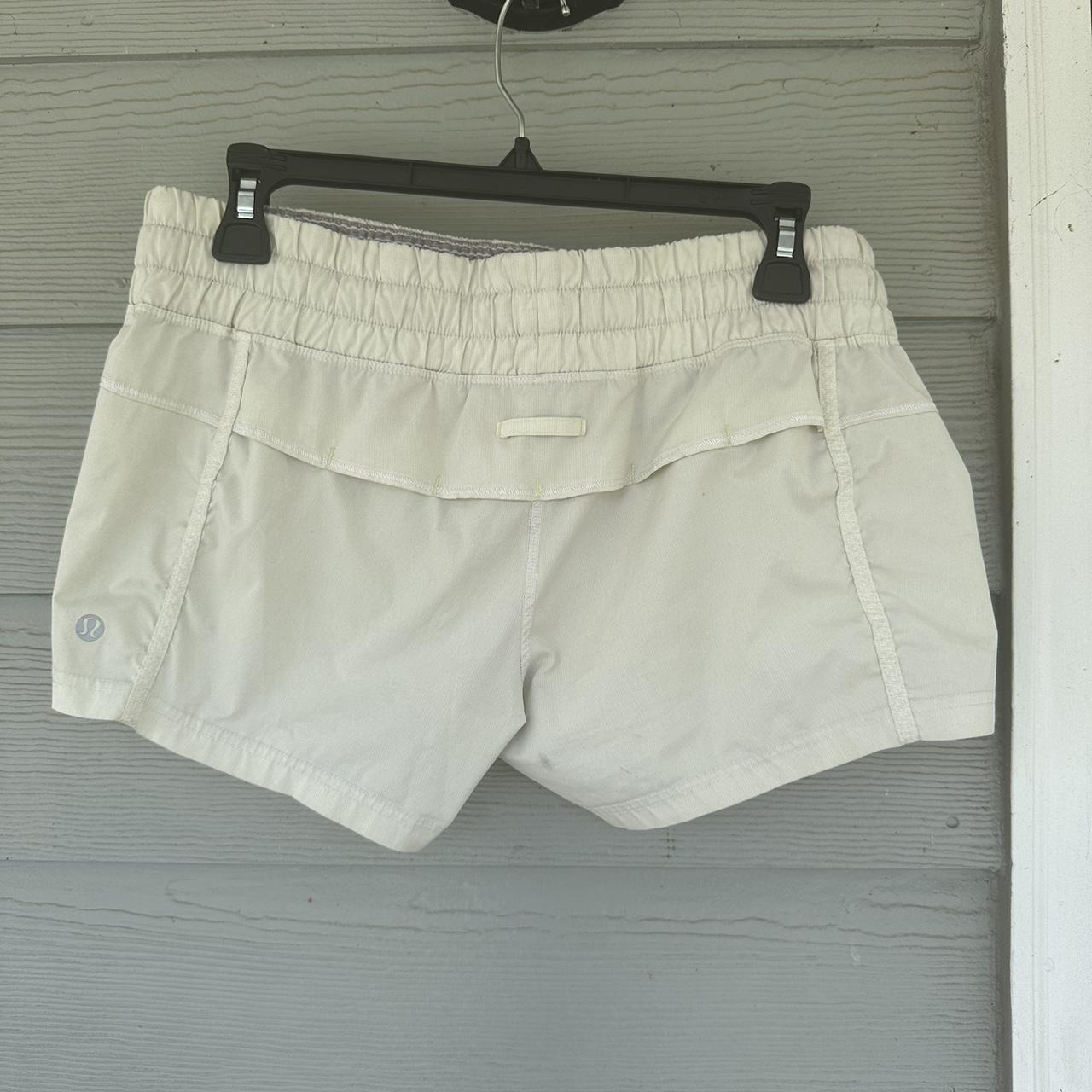 Very light yellow/cream lululemon shorts, -hidden