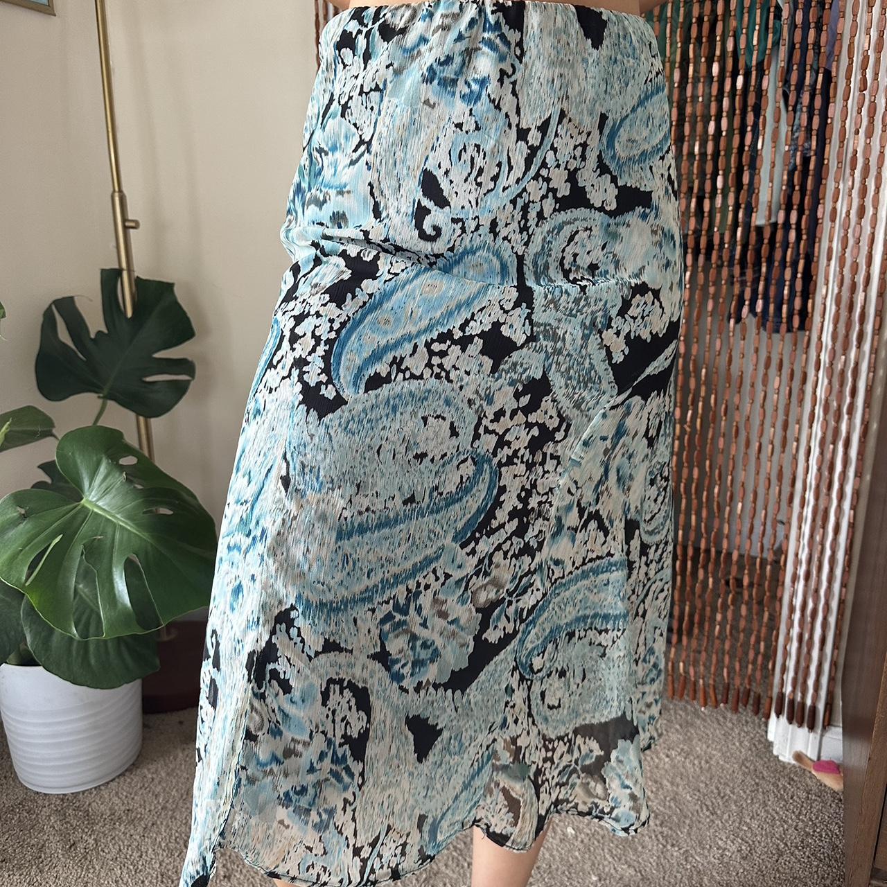 Paisley Midi Skirt - Depop