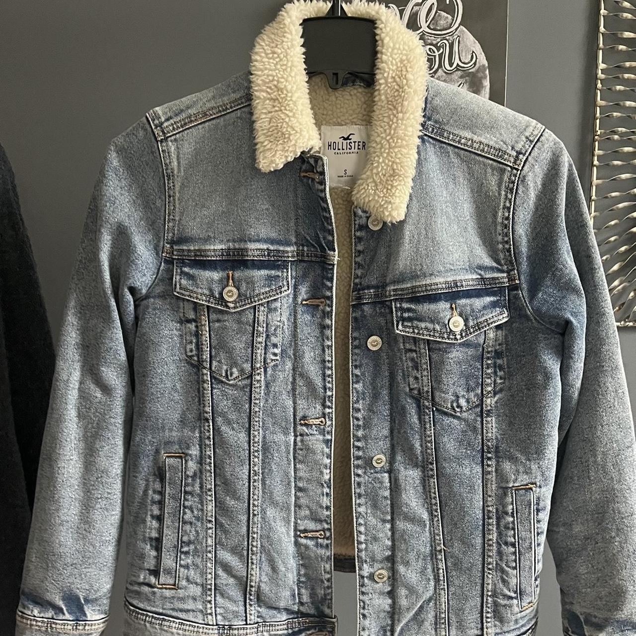 Hollister denim jacket 2025 with fur