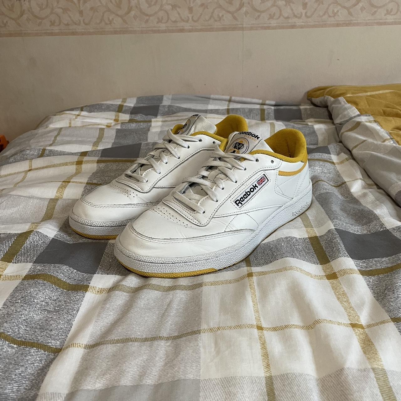 reebok club c yellow