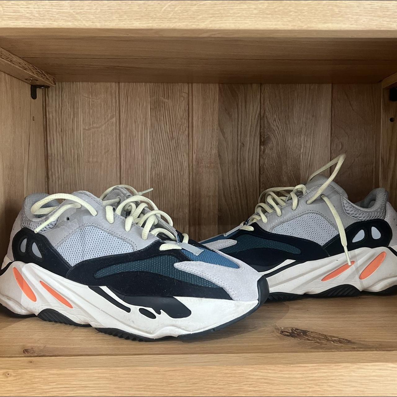 700s yeezy