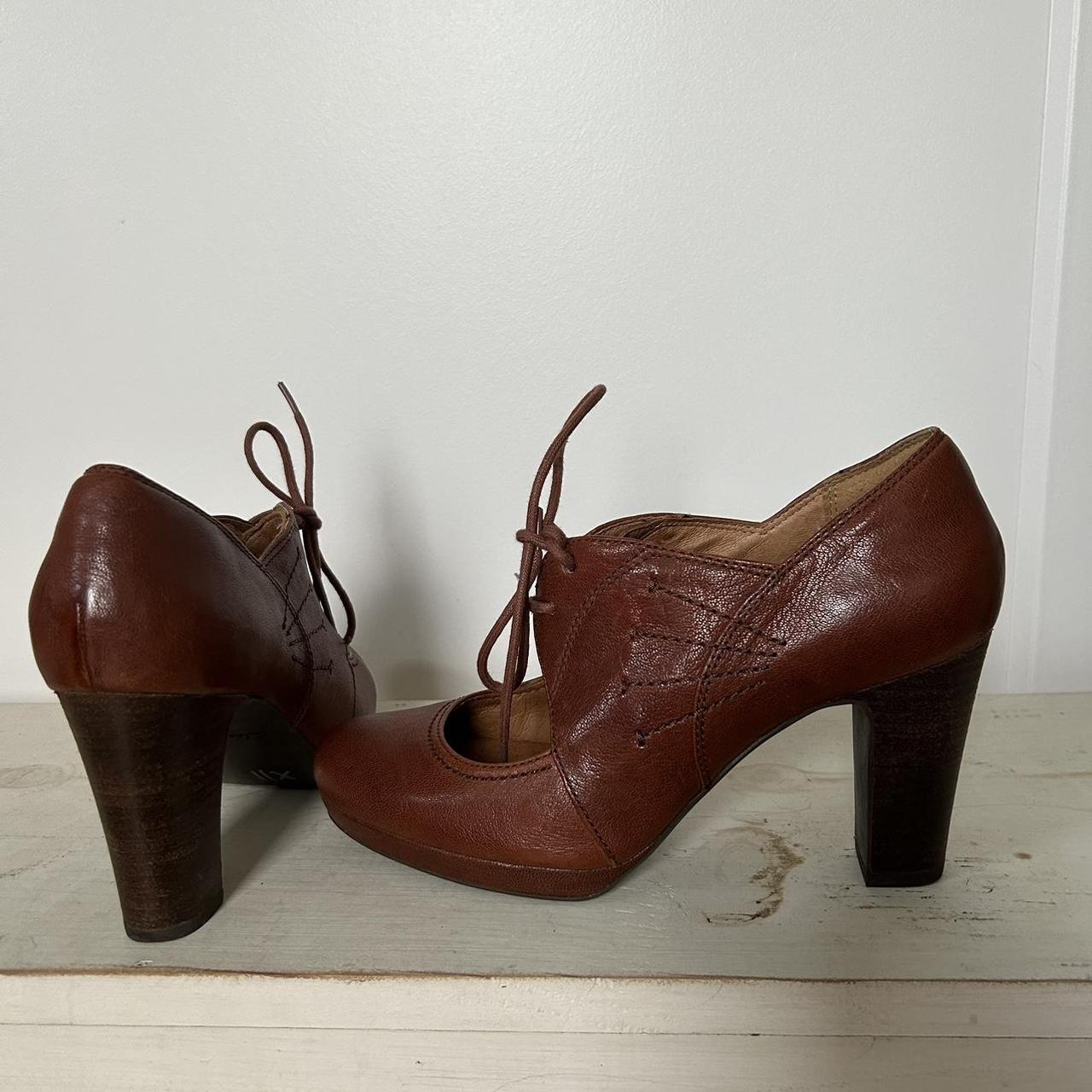 Clarks hotsell brown heels