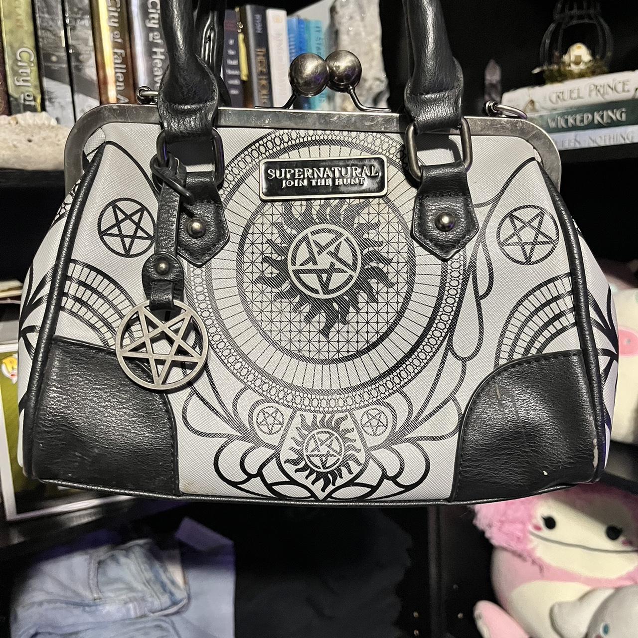 Hot Topic Women's Grey and Black Bag Depop