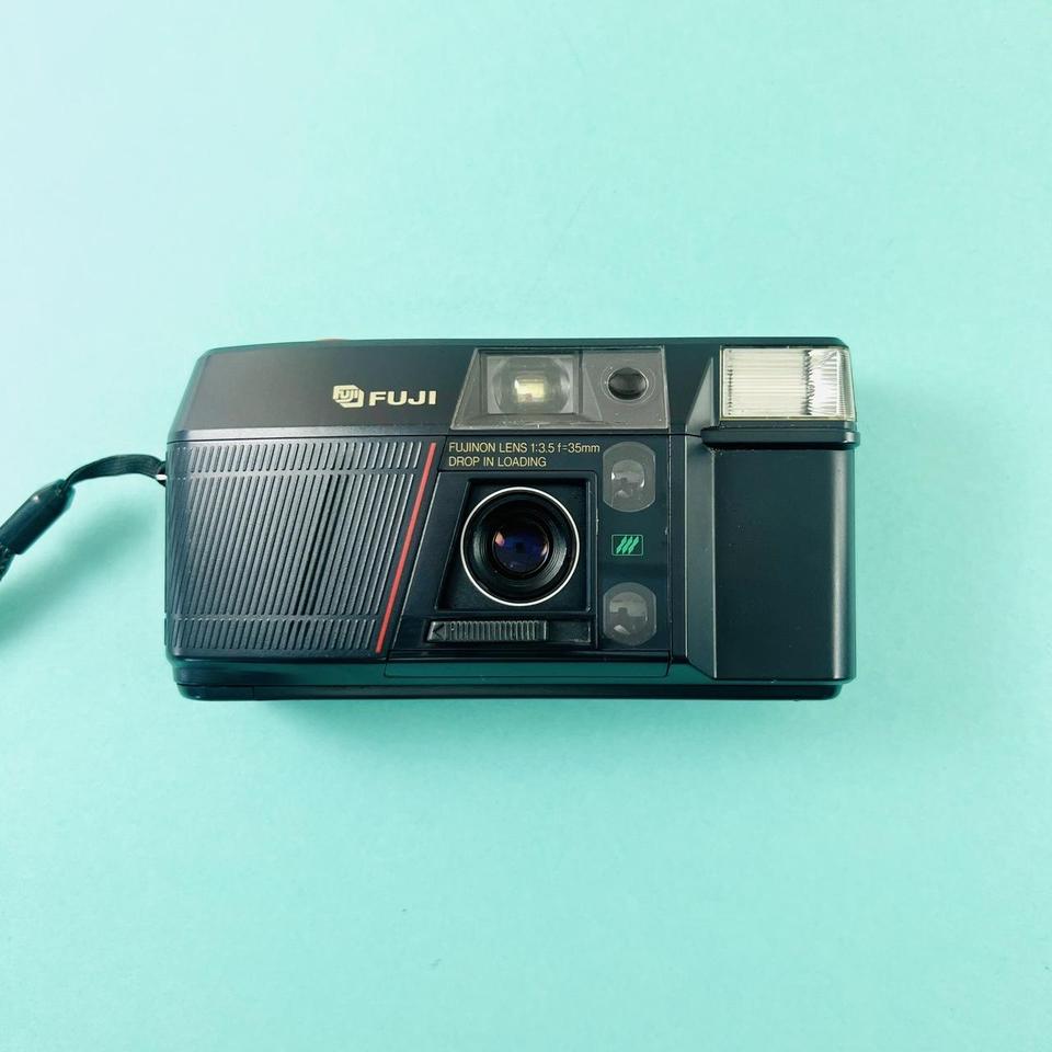 FUJIFILM FINEPIX XP 30 - WATER/SHOCK/DUST/FREEZE | Depop
