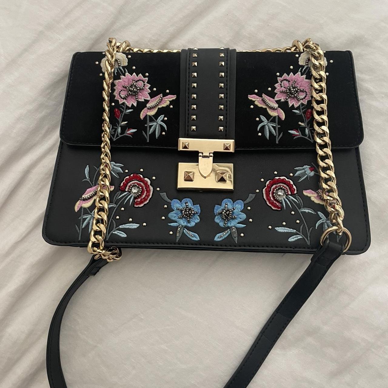 Vintage Inspired Floral Embroidered Purse With Gold Depop