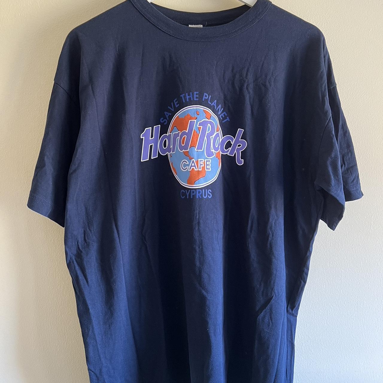 Hard Rock Cafe Men's Navy and Blue T-shirt | Depop