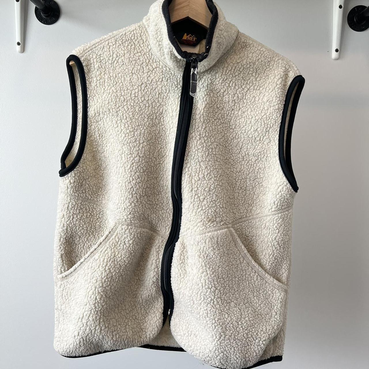 REI Co-op Men's Cream and Black Gilet | Depop