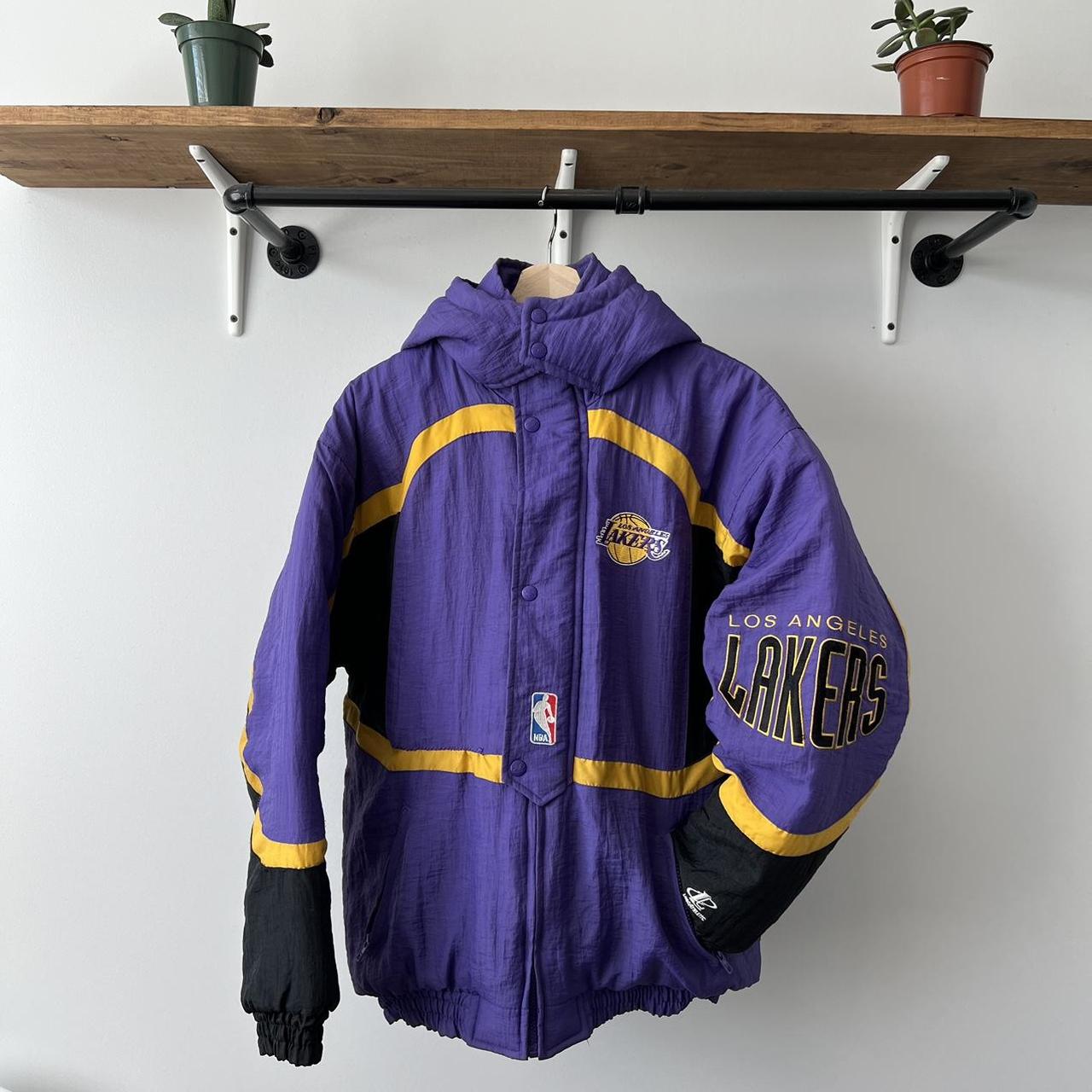 VINTAGE LOS ANGELES LAKERS STARTER WINDBREAKER JACKET SIZE XL