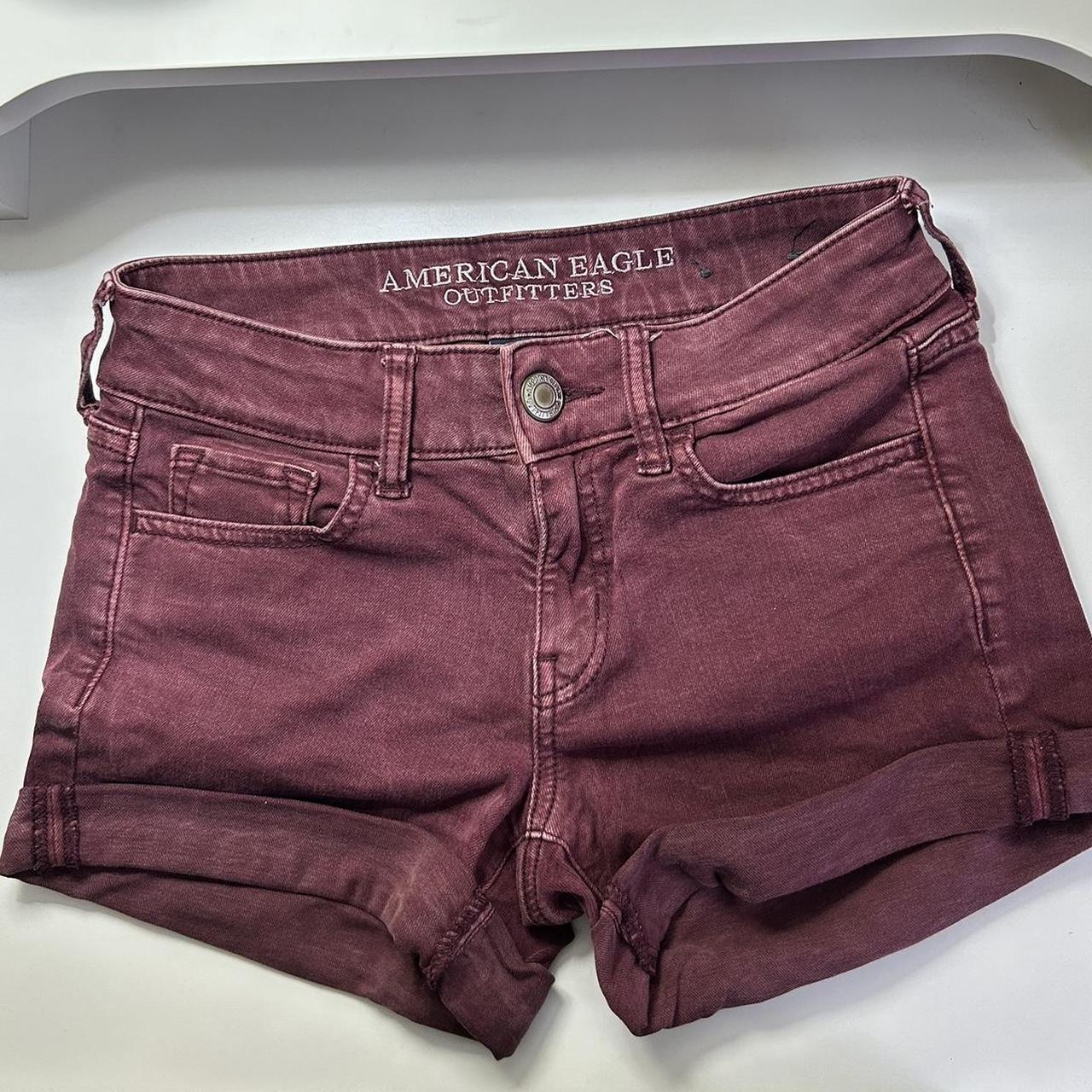 American eagle best sale maroon shorts