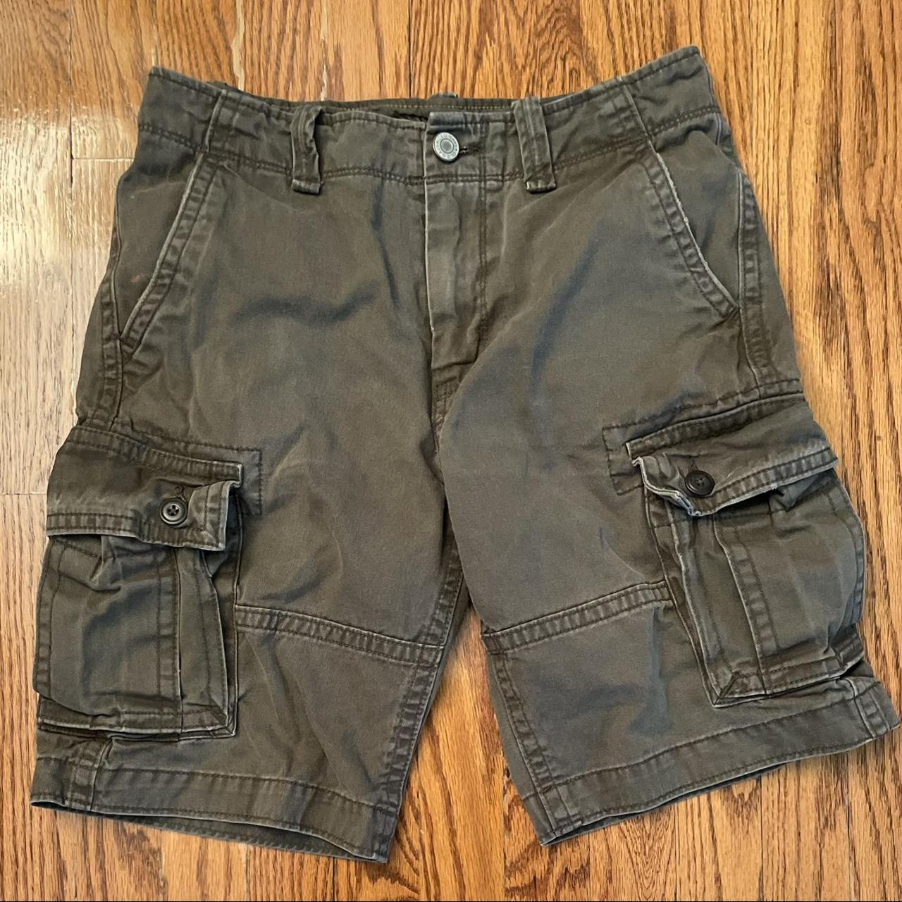 Old Navy Men's Khaki Shorts Depop