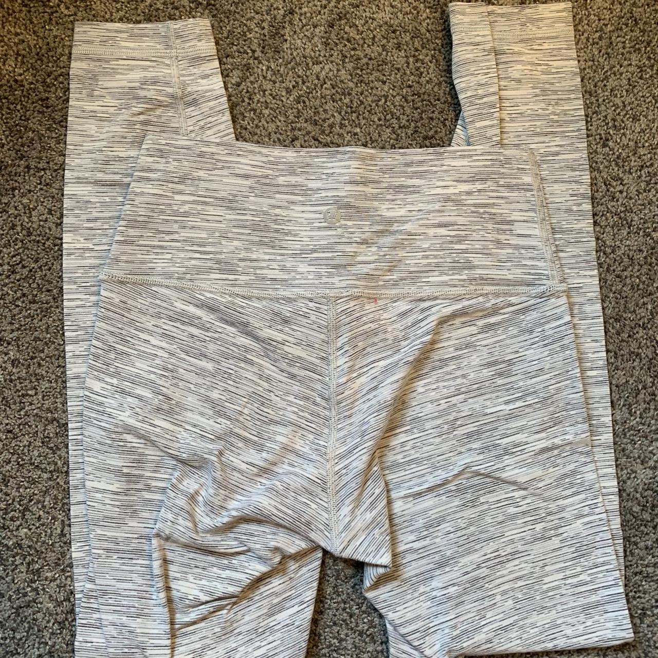 Size 6 lululemon to clearance gymshark