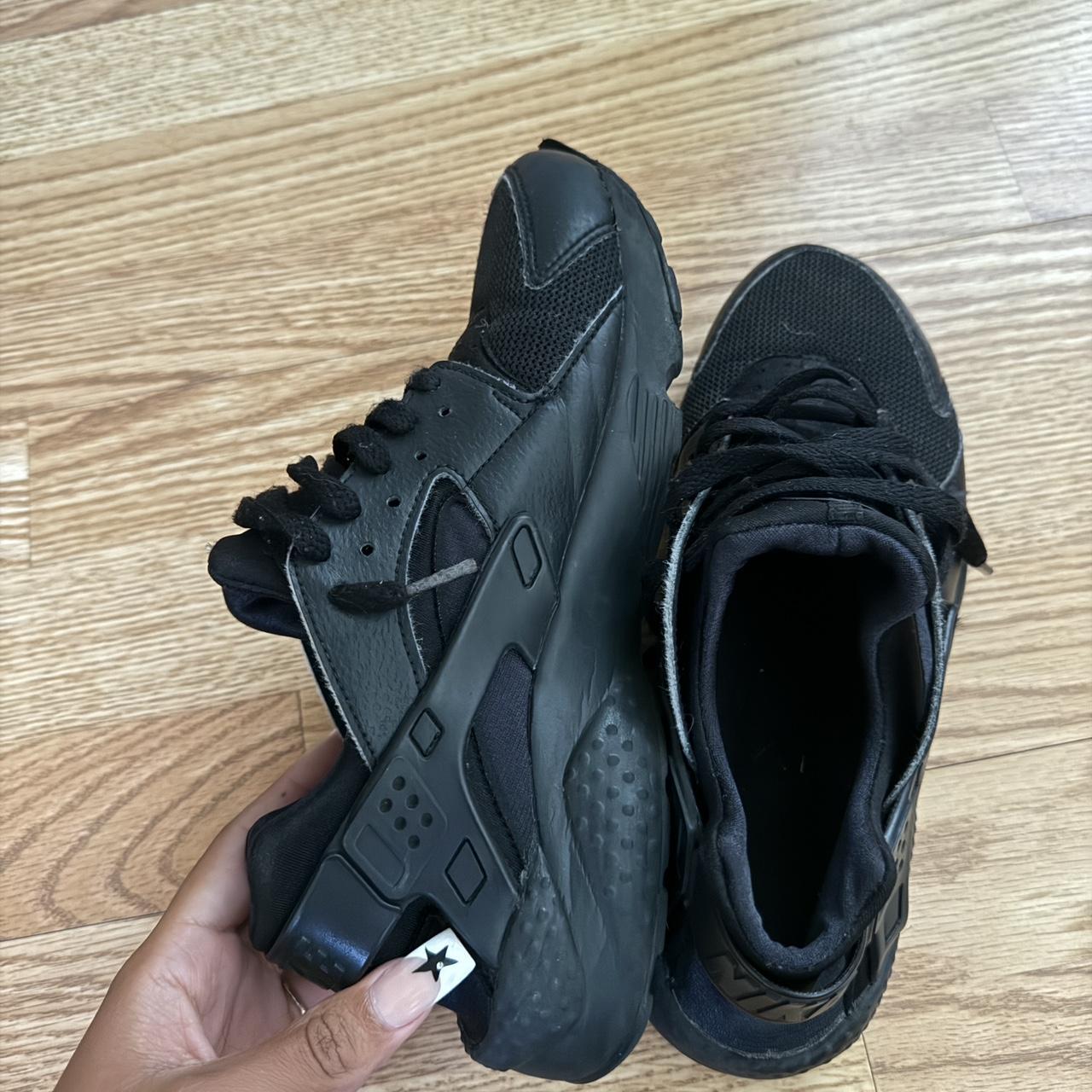 Black huaraches size 7 womens best sale