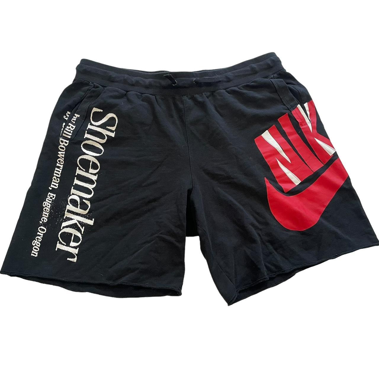 Nike sportswear heritage shorts best sale