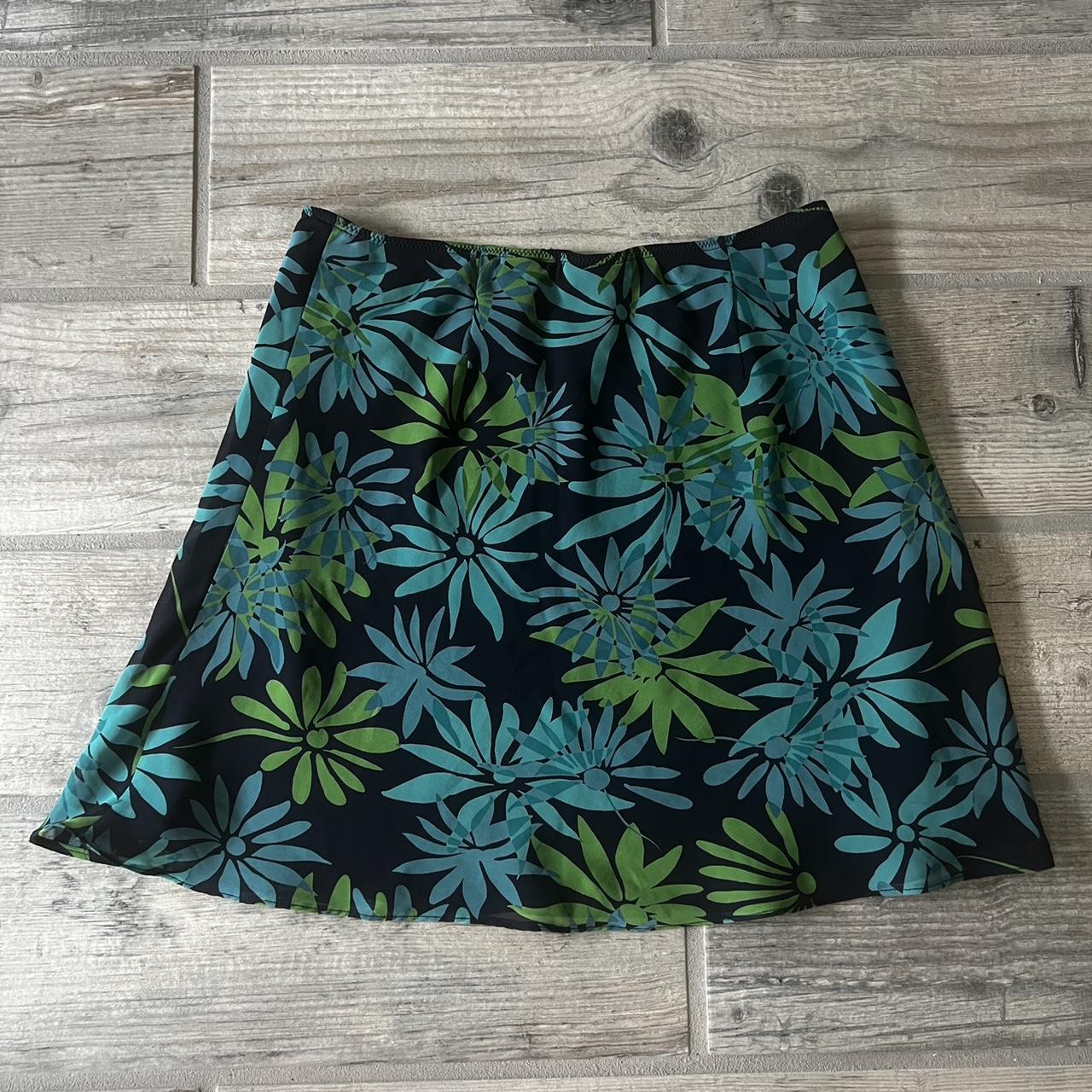 VINTAGE EXPRESS BLUE AND GREEN FLORAL MINI SKIRT Depop