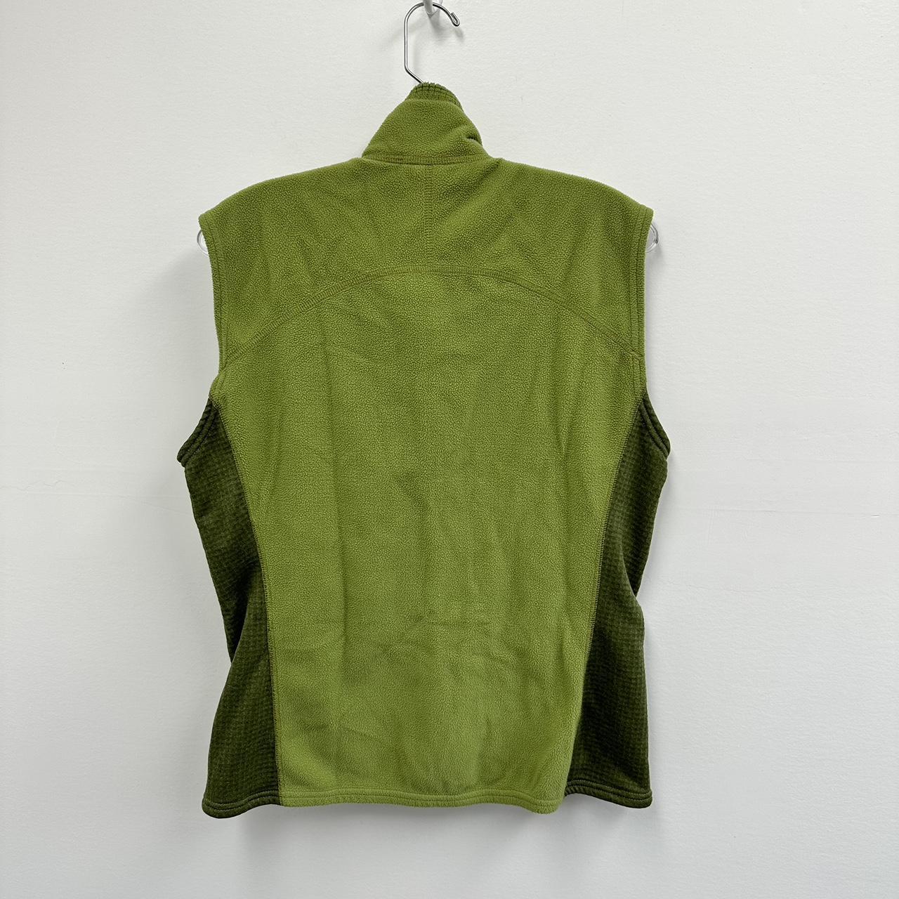 Patagonia Women's Green Gilet | Depop