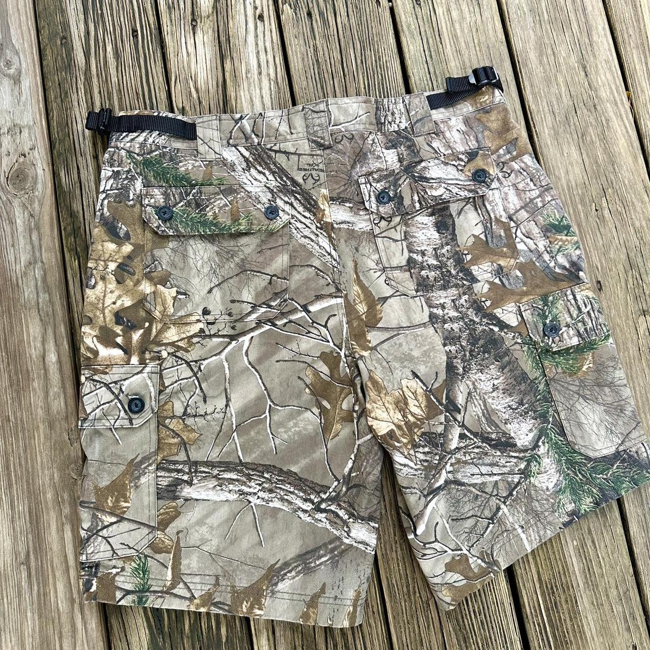 RealTree Camo Shorts •Size: 36