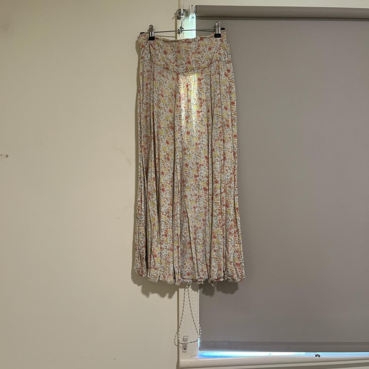 Tree of life skirt - Depop