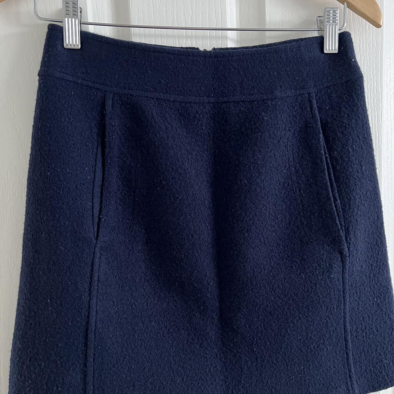 MARCS navy wool mini size 6. Fully lined, has pockets. - Depop